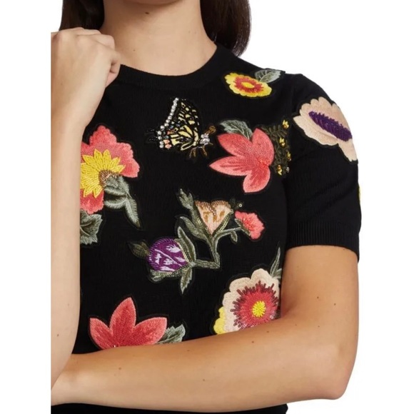 🎀SOLD🎀Alice + Olivia Ciara Floral Embellished Pullover Sweater - Picture 4 of 10
